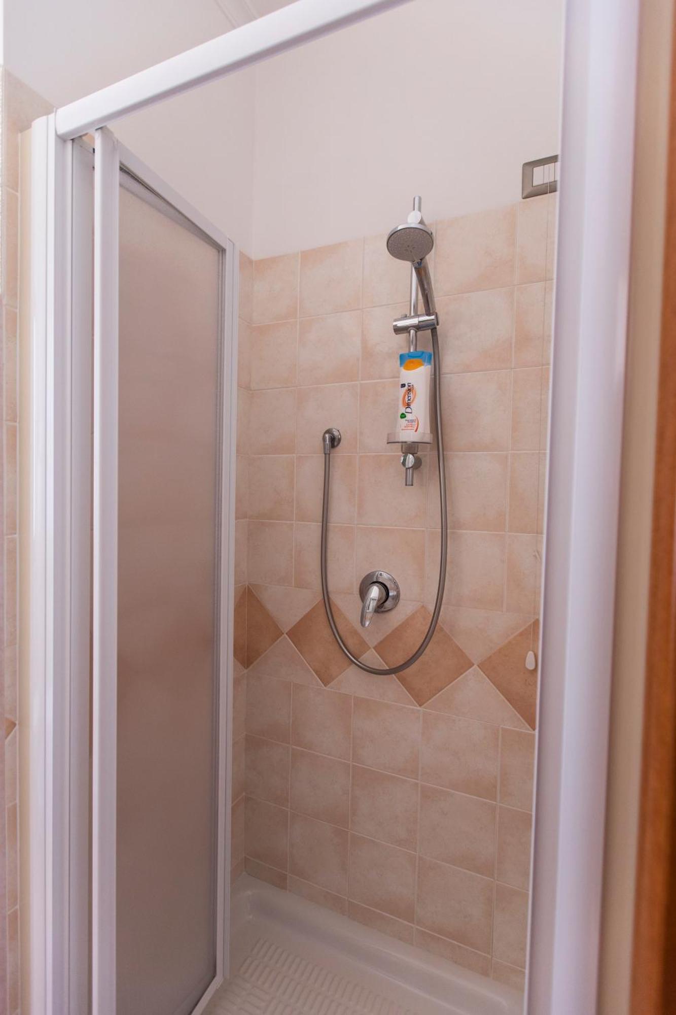Sant'Anna Bed & Breakfast อาเจโรลา ภายนอก รูปภาพ