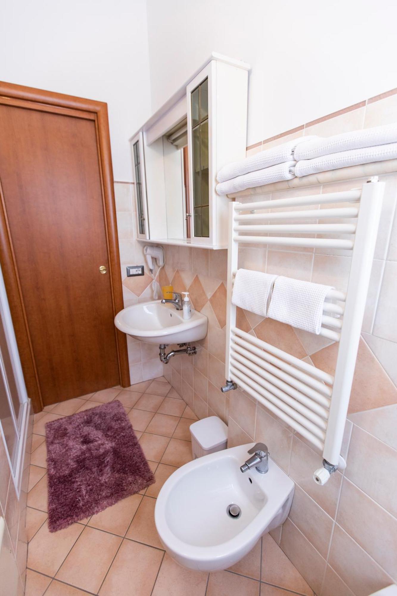 Sant'Anna Bed & Breakfast อาเจโรลา ภายนอก รูปภาพ