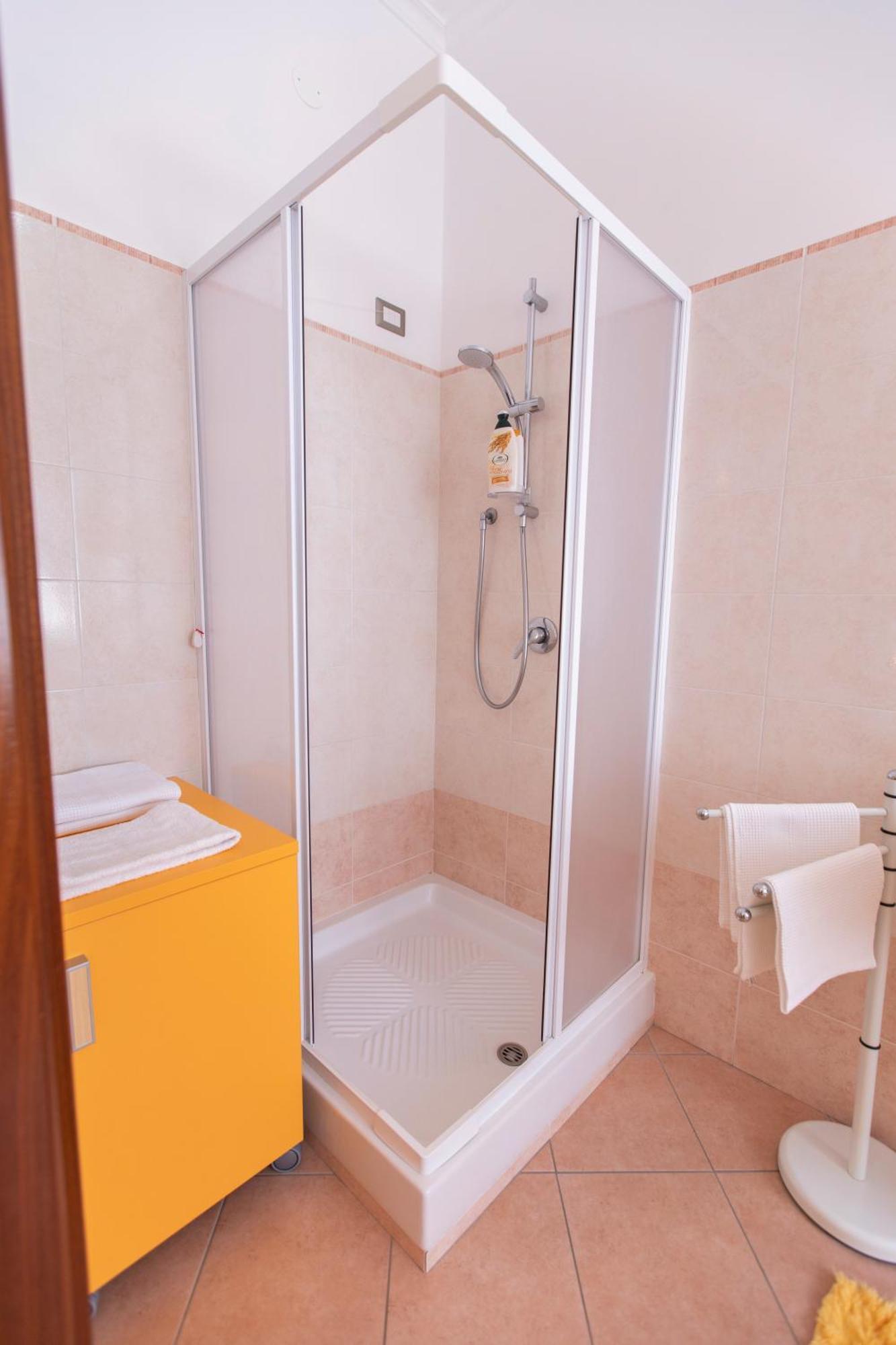 Sant'Anna Bed & Breakfast อาเจโรลา ภายนอก รูปภาพ
