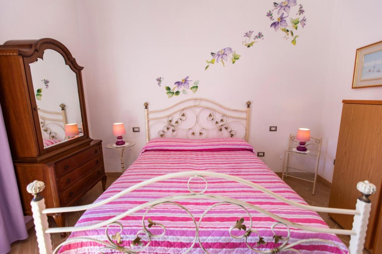 Sant'Anna Bed & Breakfast อาเจโรลา ภายนอก รูปภาพ